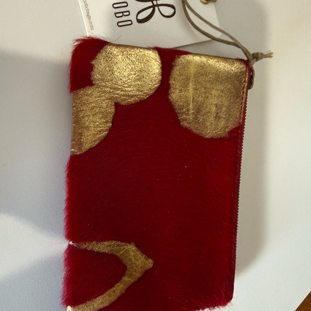Hobo GIVE Red and Gold Fur Zipper Pouch